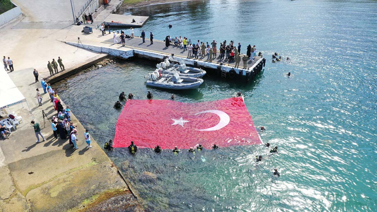 Komandolardan 100. yıl Zafer Dalışı