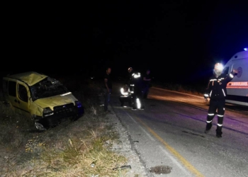 Eskişehir'de 2 hafif ticari araç çarpıştı; 1 ölü 4 yaralı