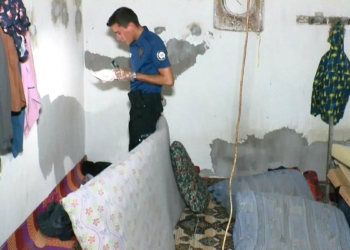 Fatih'te eski bir hana operasyon; 23 gözaltı
