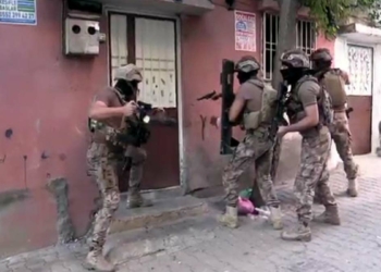 Gaziantep'te uyuşturucu operasyonu; 15 gözaltı