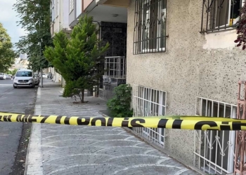 Önce karısını daha sonra yeğenini öldürdü