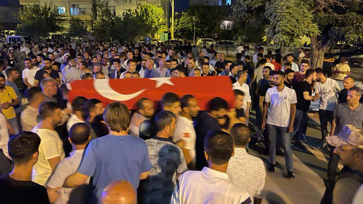 Canan hemşire toprağa verildi