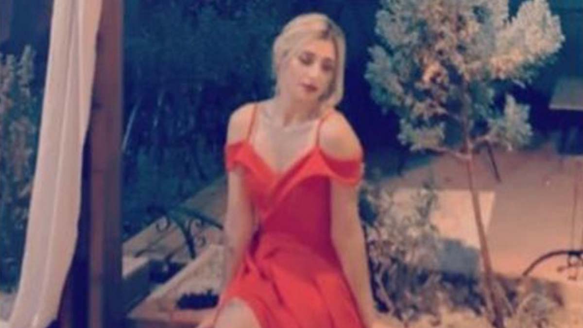 Kader oturduğu binanın önünde ölü bulundu