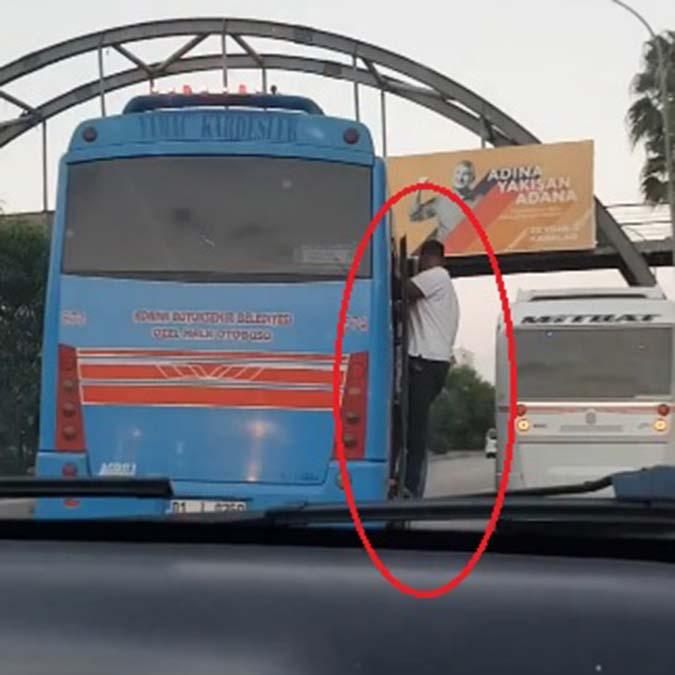 Minibüs şoförleri kazalara davetiye çıkarıyor