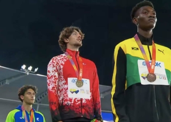 Kolombiya'da milli atletler tarihe geçti