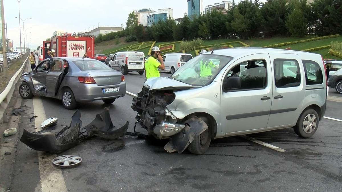 Maltepe'de zincirleme kaza