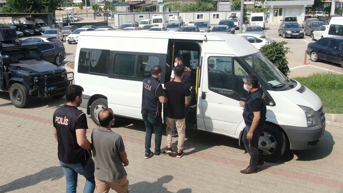 Mersin'de terör örgütü PKK şüphelileri adliyede