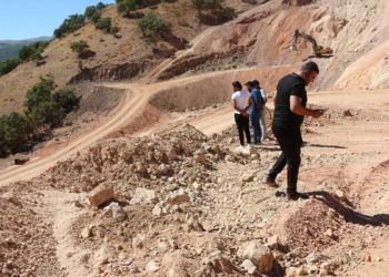 Kimyasal atıkları toprağa gömdüğü iddiasına soruşturma