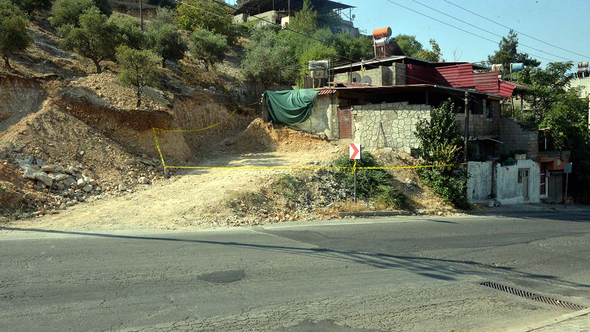 Kocasını tüfekle vurmuş kızını zehirlemiş
