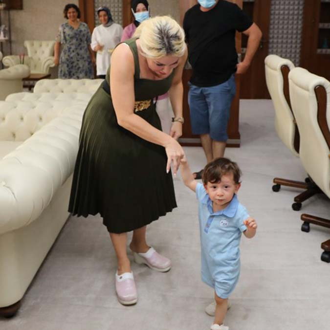 Özlenen Özkan, Ömer Özkan Sert'i ağırladı