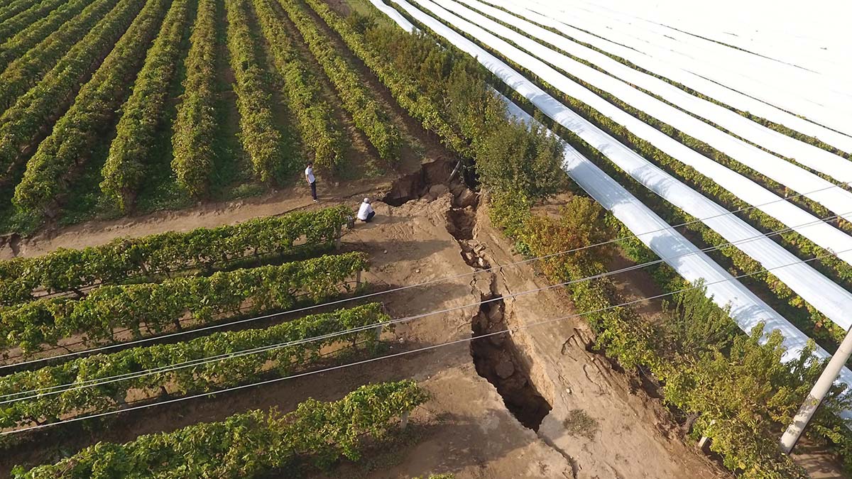 Sarıgöl fay hattı bilim dünyasına sunuldu