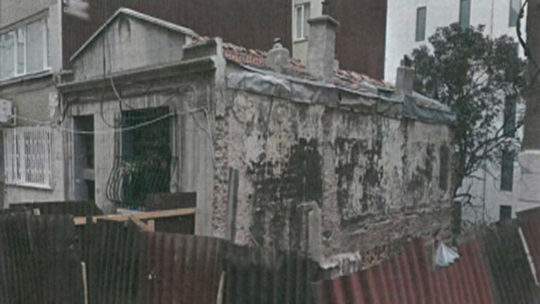 Şişli’de tarihi yapı yıkımı tepki çekti