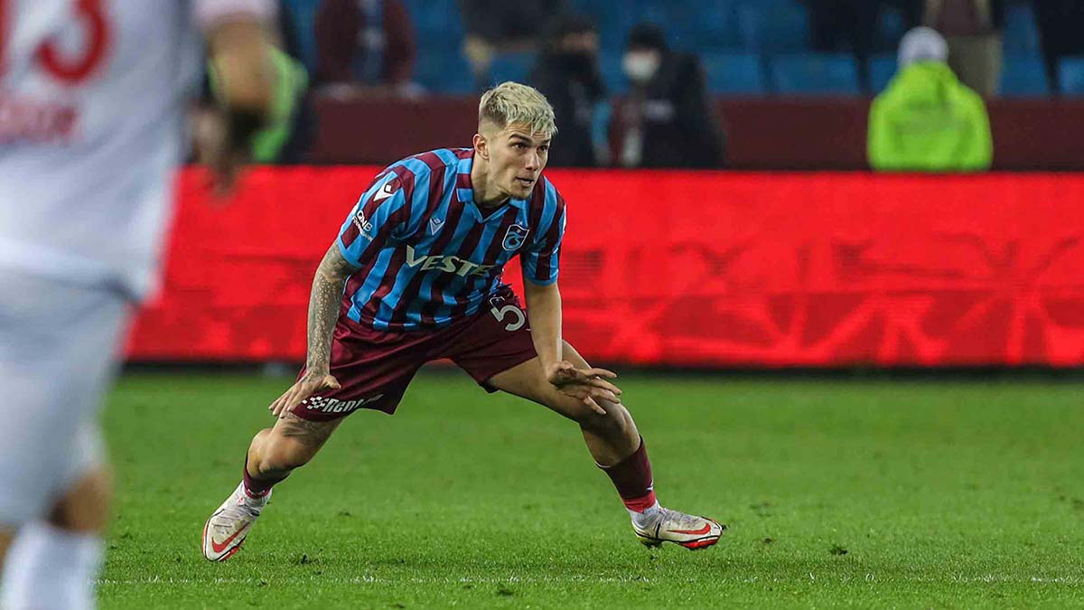 El İttifak Berat Özdemir ile anlaştı