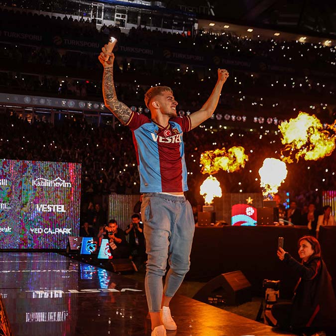 Trabzonspor, Suudi Arabistan ekibi El İttifak Berat Özdemir’in transferi konusunda prensipte anlaştı.