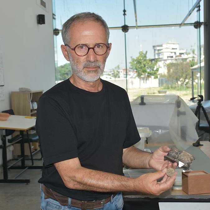 Yassıtepe Höyüğü'nde 5 bin yıllık mühür bulundu