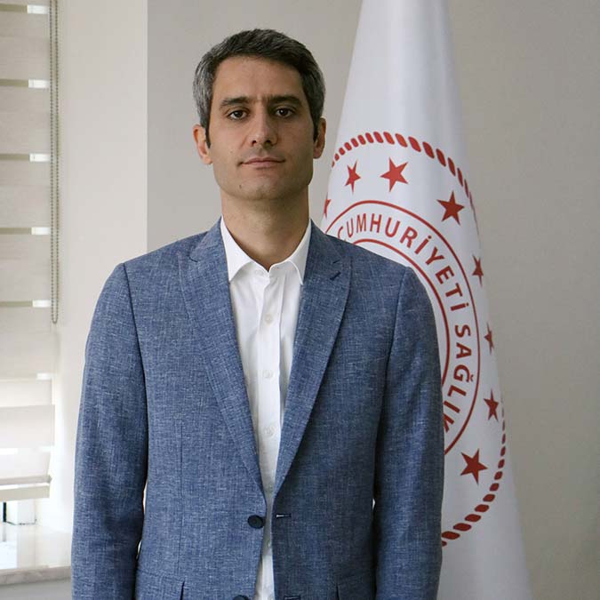 Yoğun bakımlarda yatan hastaların yaş ortalaması 75