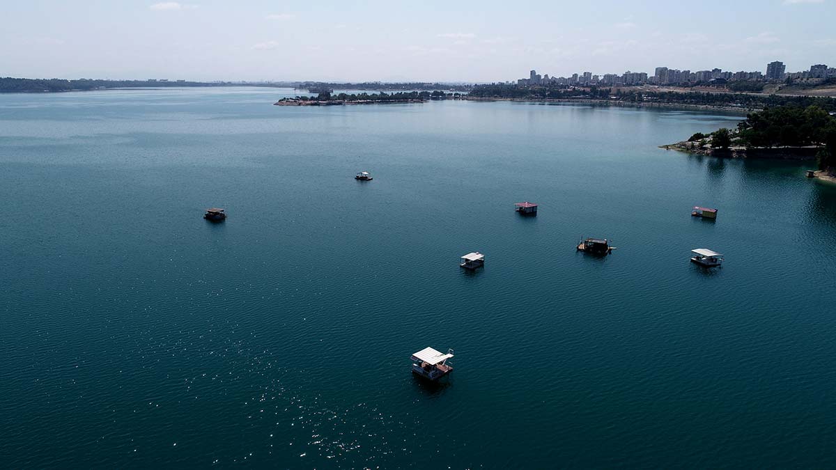 Yüzen barakadan suya giren İbrahim boğuldu