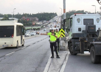 Vatan Caddesi trafiğe kapatıldı