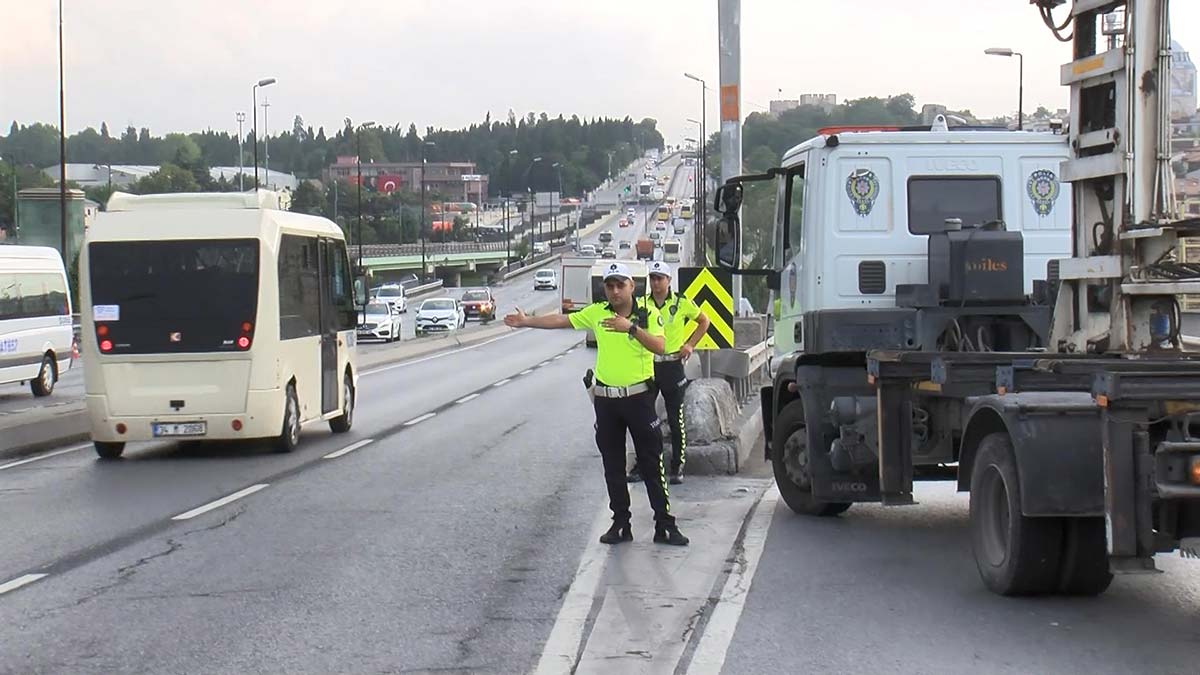 Vatan Caddesi trafiğe kapatıldı