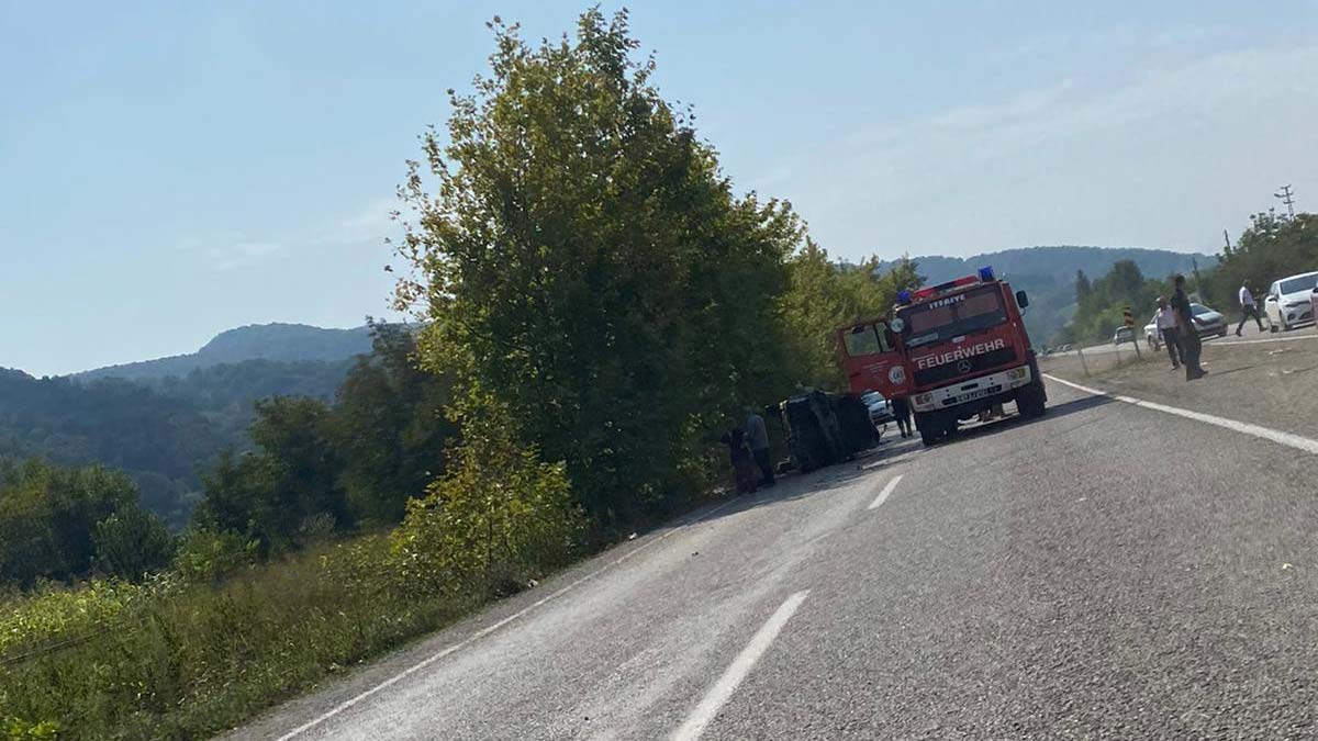 Takla atıp devrilen otomobilde 1 kişi öldü