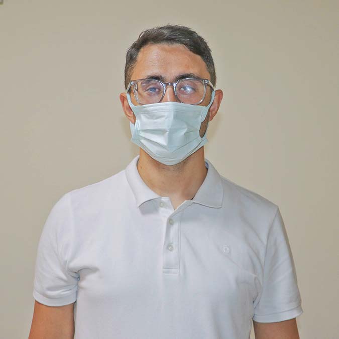 Kornea nakli ile görme kaybından kurtuldu