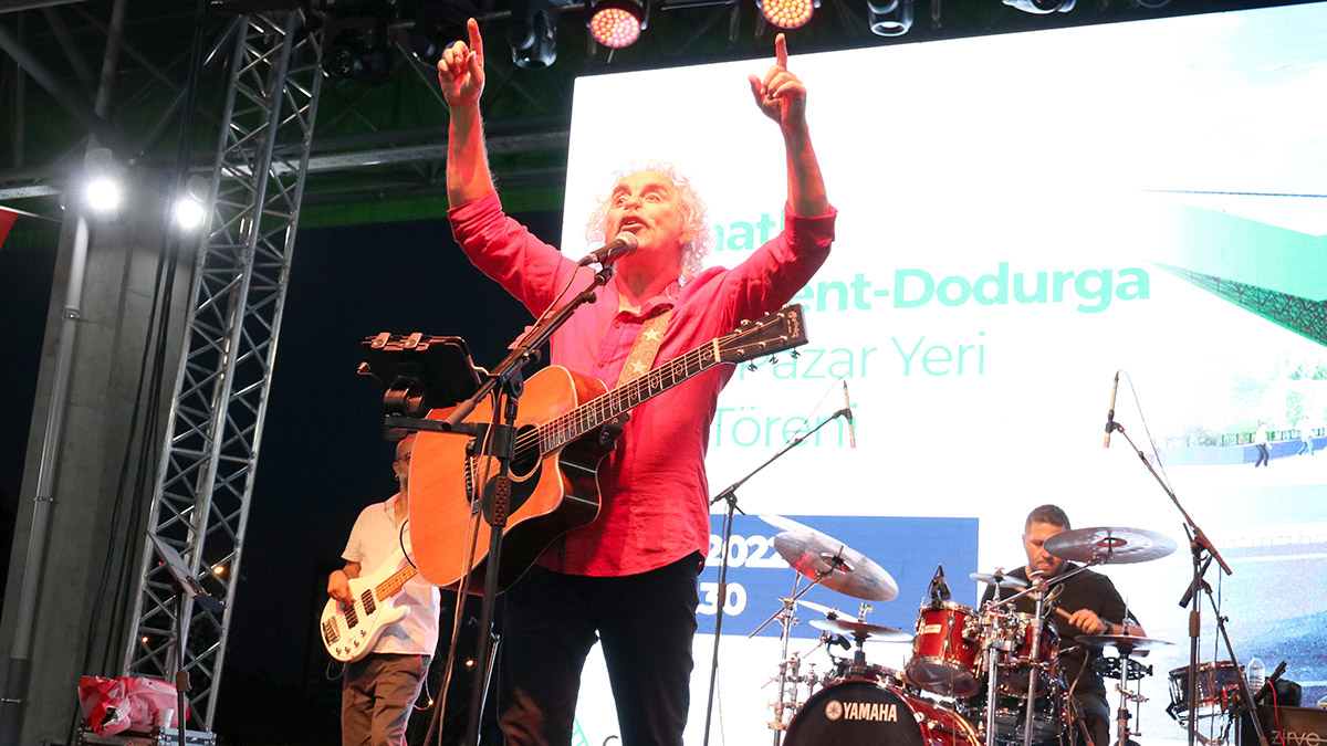 Kapalı pazar yeri, Yeni Türkü konseriyle açıldı