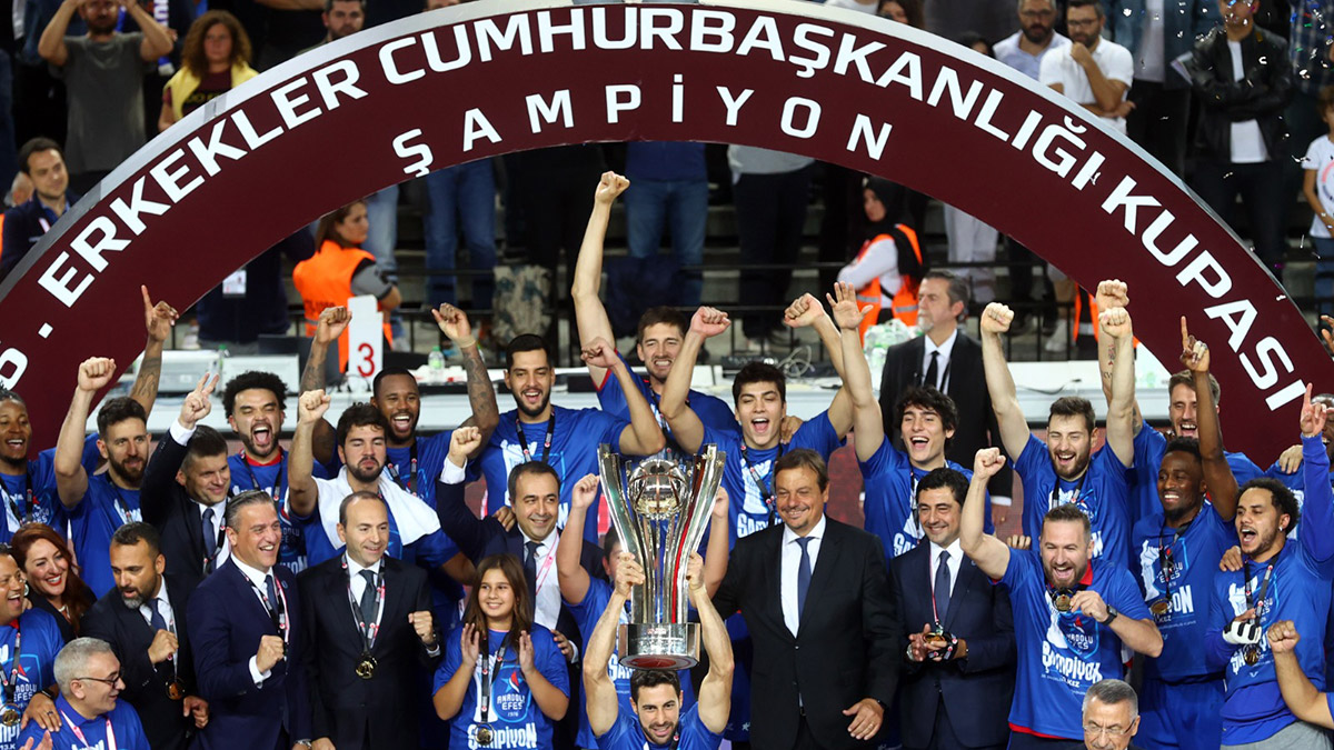 36'ncı Cumhurbaşkanlığı Kupası Anadolu Efes'in