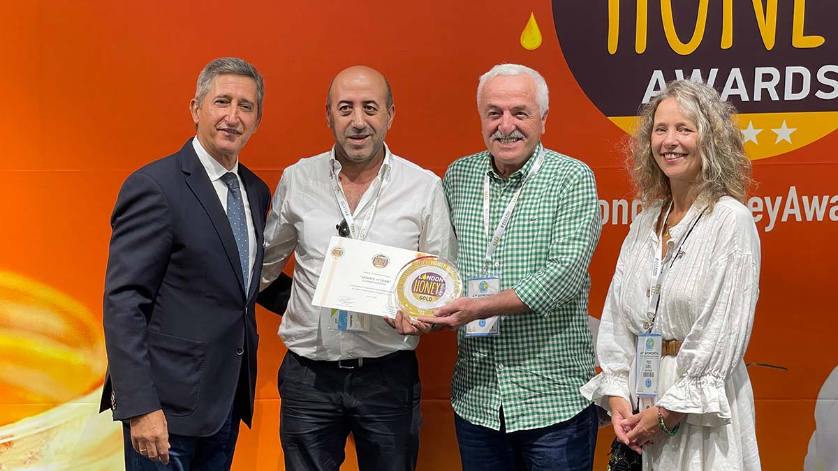 Türk bal üreticilerine İngiltere'den ödül yağdı