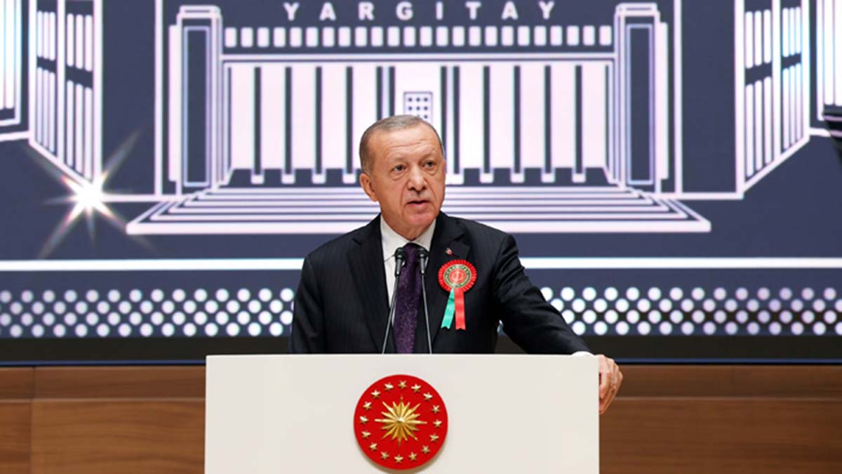 'AİHM kararlarında adil değildir, siyasidir'