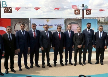 AK Parti'li grup başkanvekilleri Tekirdağ'da buluştu