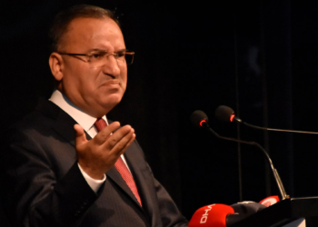 Adaletin başı belada