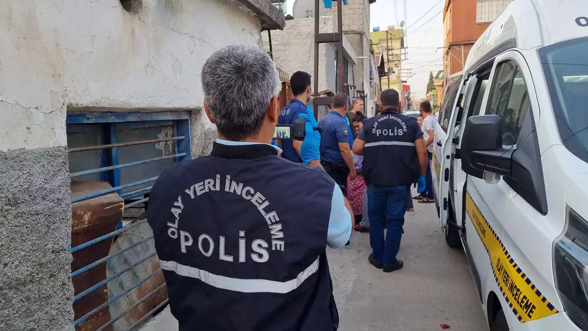 Adana'da vahşet: şermin başı taşla ezilerek öldürüldü