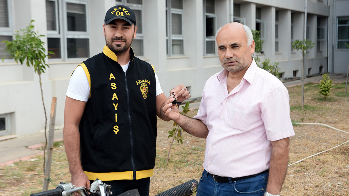 Aşık Sübhandereli'den polise şiirli teşekkür