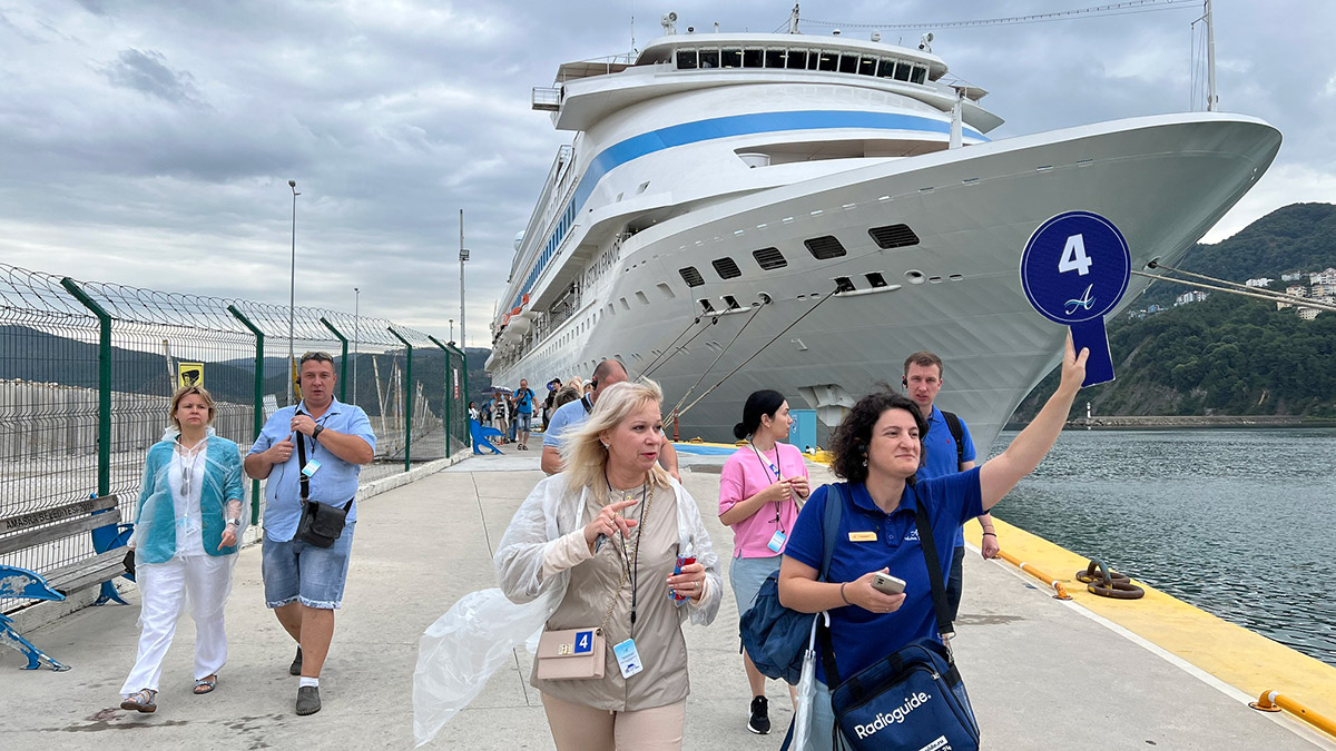 'Astoria Grande' kruvaziyeri 3'üncü kez Amasra'da