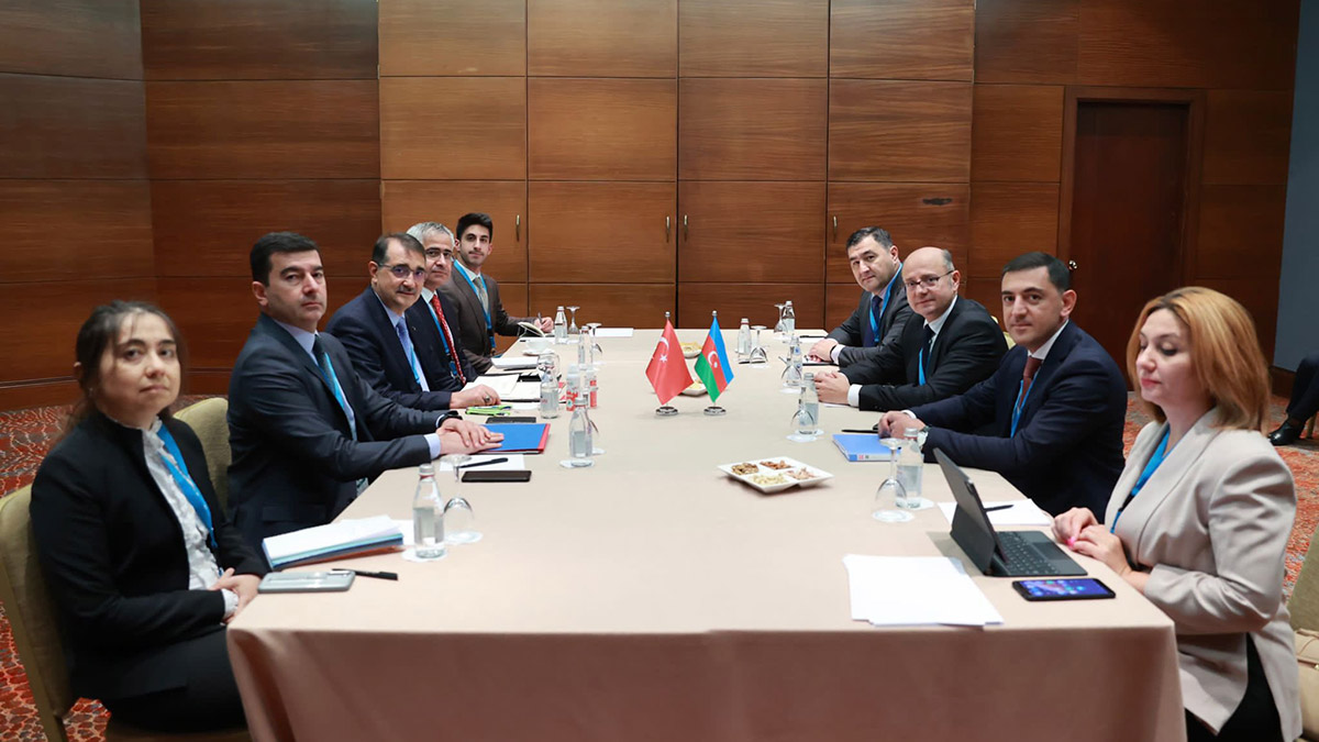 Bakan Dönmez Kazakistan'da temaslarda bulundu