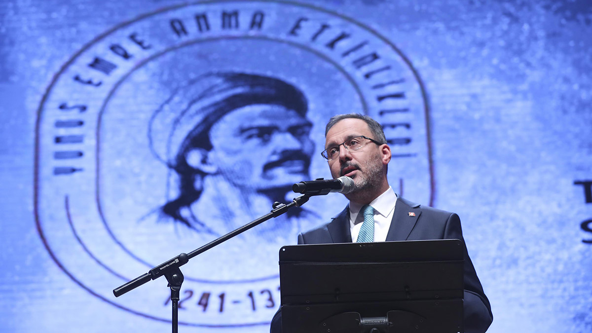 Bakan Kasapoğlu'ndan, Yunus Emre anısına şiir