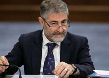 Bakan Nebati'den sosyal konut projesi mesajı