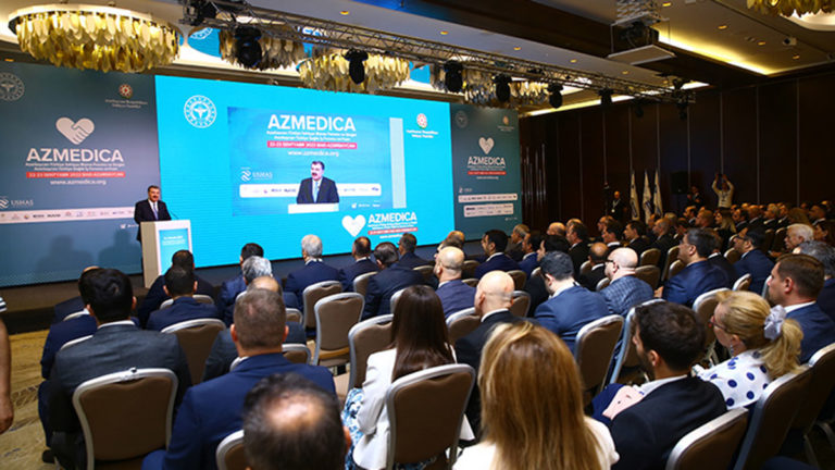 Bakü’de Türkiye-Azerbaycan Sağlık İş Forumu