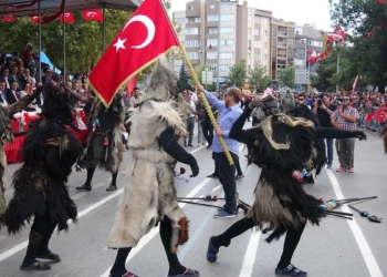 Balıkesir'in kurtuluşu coşkuyla kutlandı
