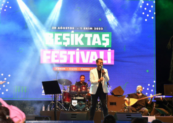 Beşiktaş Festivali'nde Hüseyin Turan sahne aldı