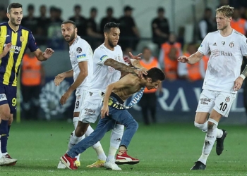 Beşiktaşlı futbolculara saldıran şüpheliye gözaltı