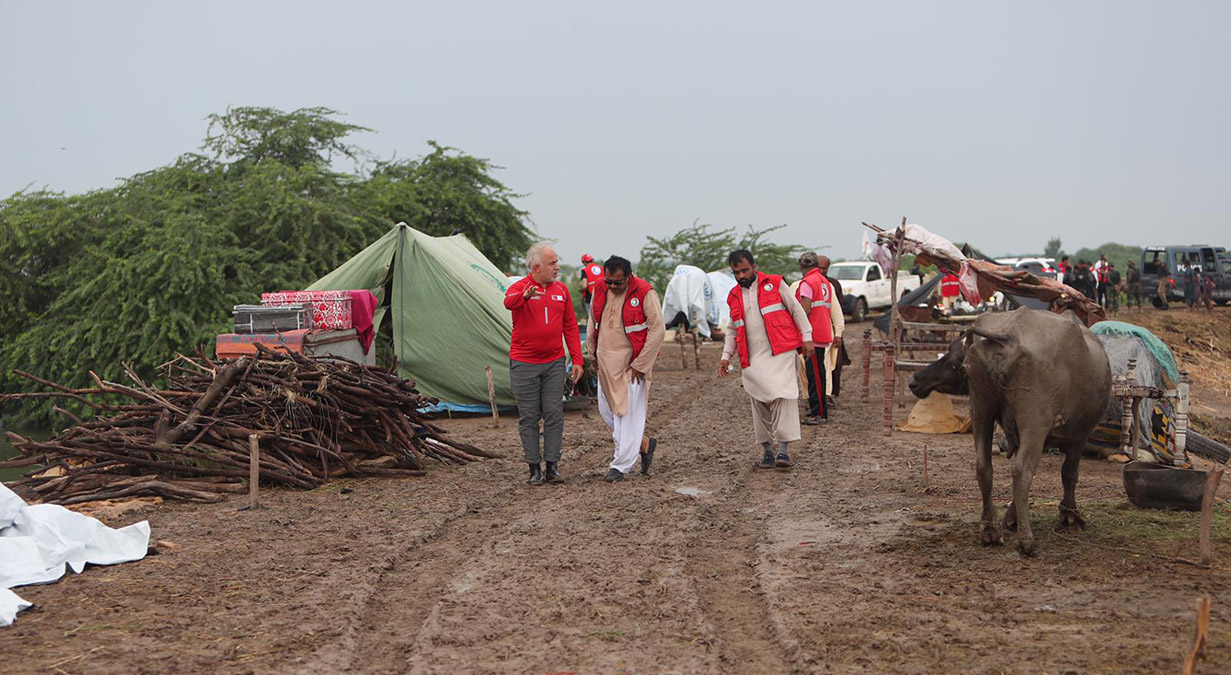 Dr. Kınık: Dünyanın Pakistan'a ilgisi yetersiz