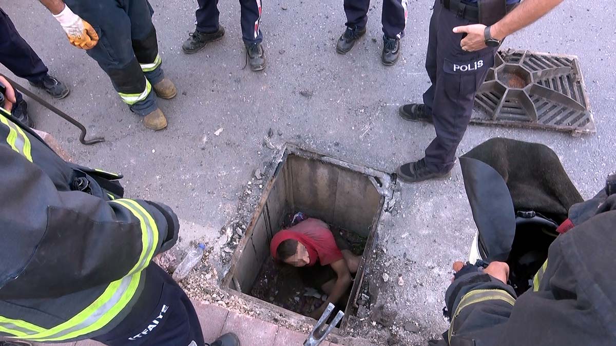 Drenaj kanalında mahsur kalan şüpheli kurtarıldı