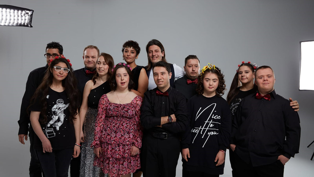 Engellilerden 'Engel Sensin' şarkısına klip