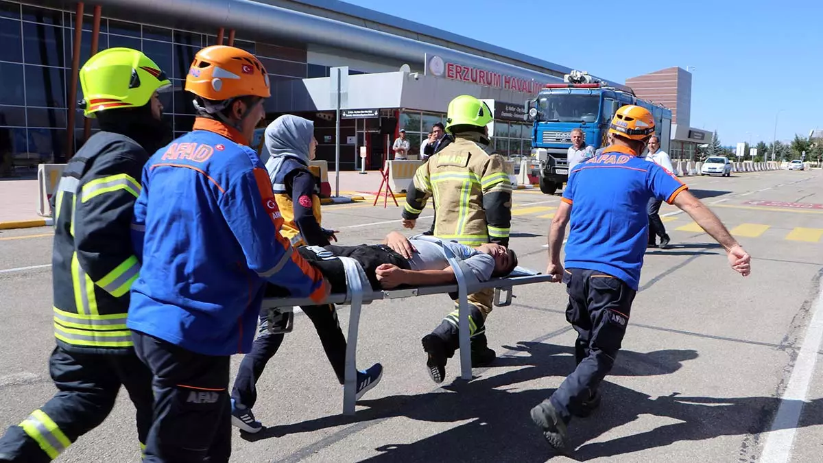 Erzurum havalimaninda deprem tatbikati 2 - yerel haberler - haberton