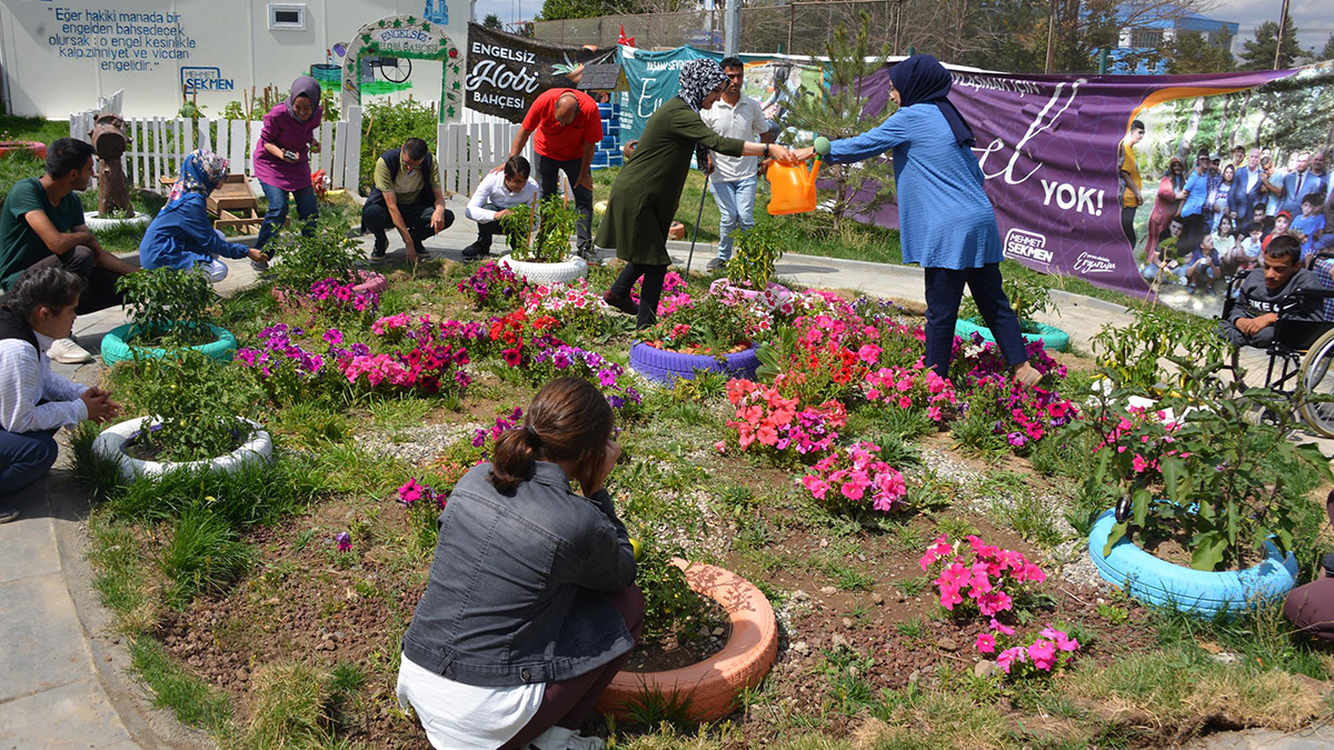 Erzurum'da 'Engelsiz Hobi Bahçesi'