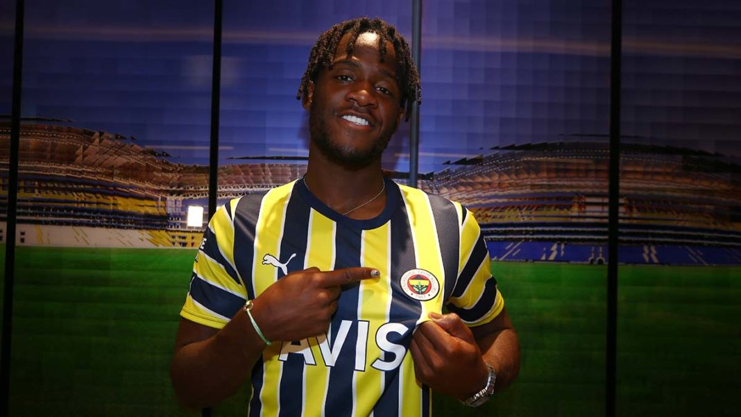 Fenerbahçe Michy Batshuayi'yi açıkladı