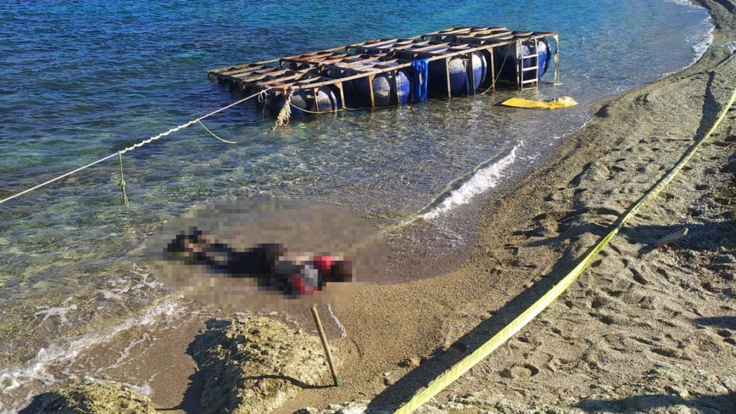 Foça'da, kaçak göçmen cesedi kıyıya vurdu