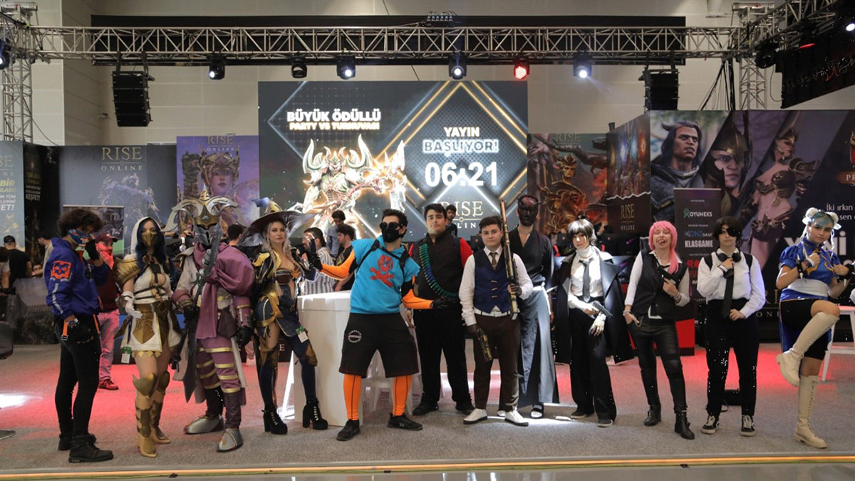 Gaming İstanbul'da Rise Online standına ilgi 