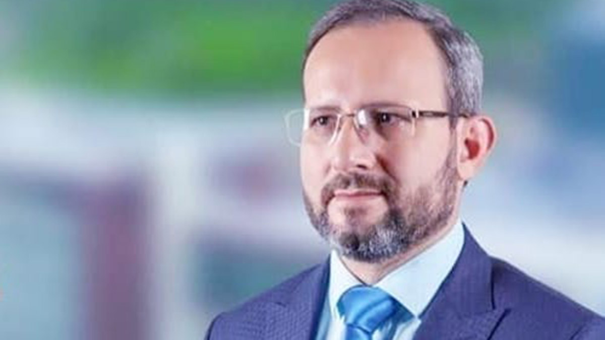 Başkan Altan: Konsere para var eğitime yok